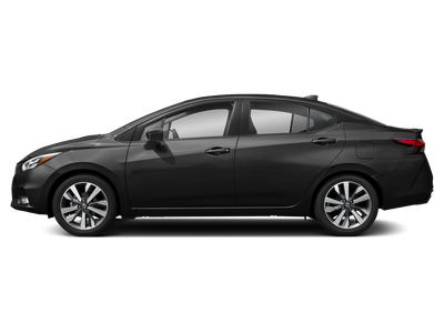 2022 Nissan Versa SR