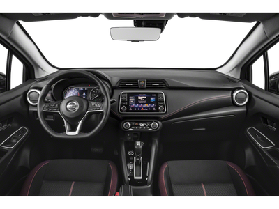 2022 Nissan Versa SR