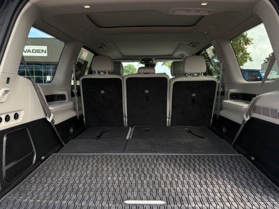 2024 Jeep Wagoneer Base