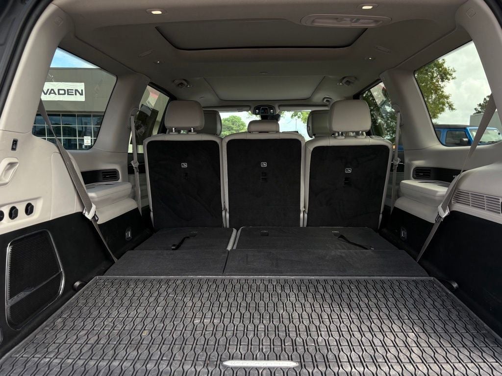 2024 Jeep Wagoneer Base