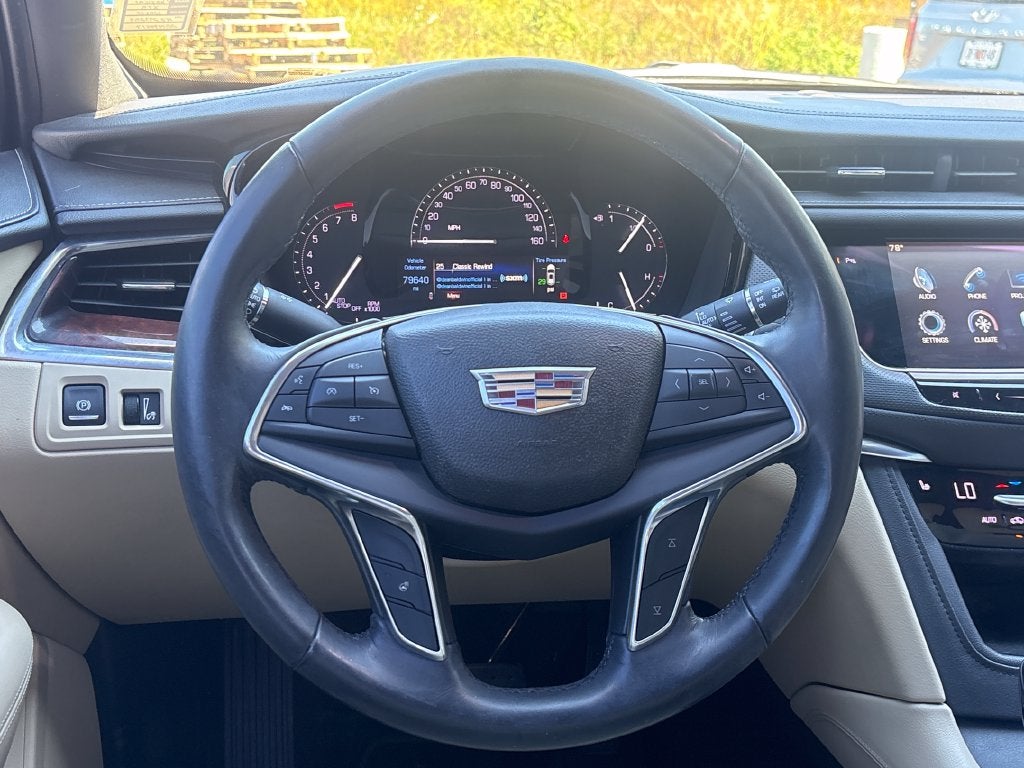2017 Cadillac XT5 Luxury