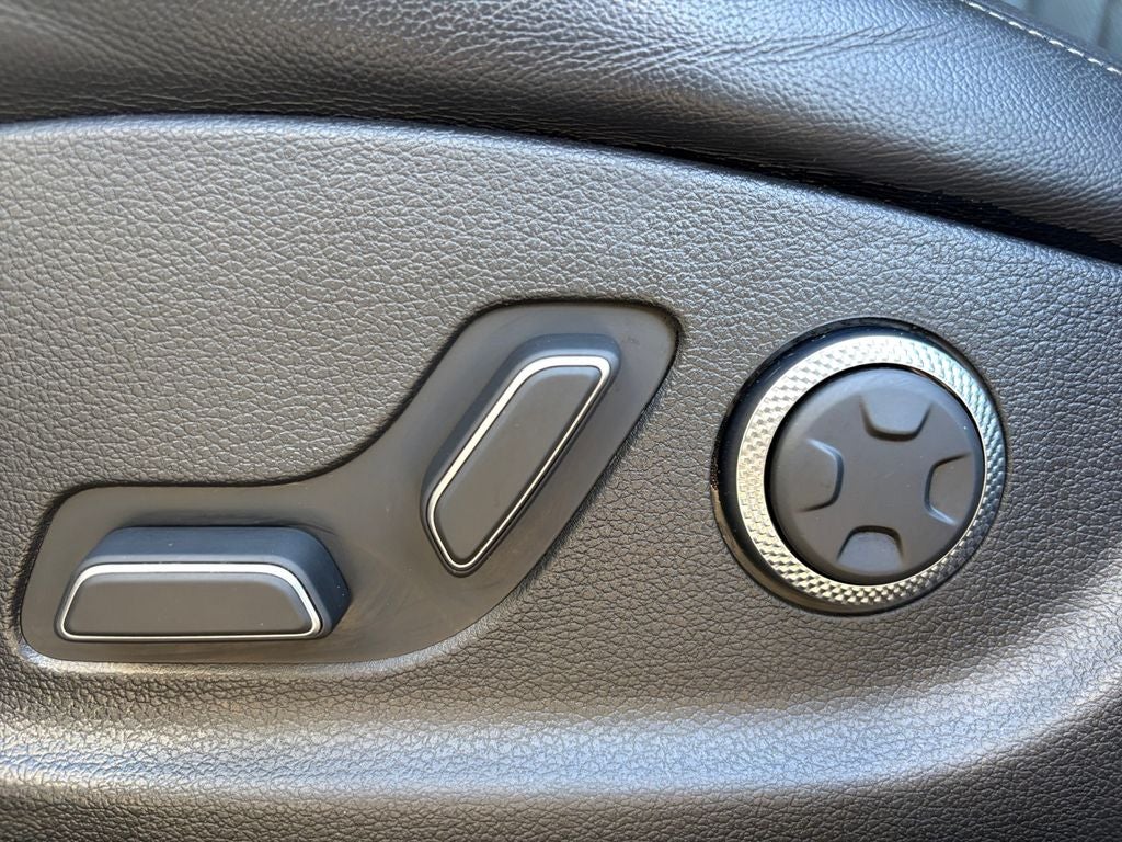 2023 Genesis G80 2.5T