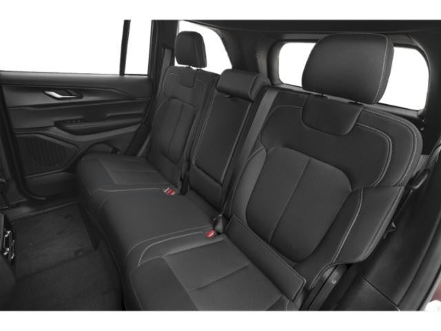 2025 Jeep Grand Cherokee Laredo 4x2