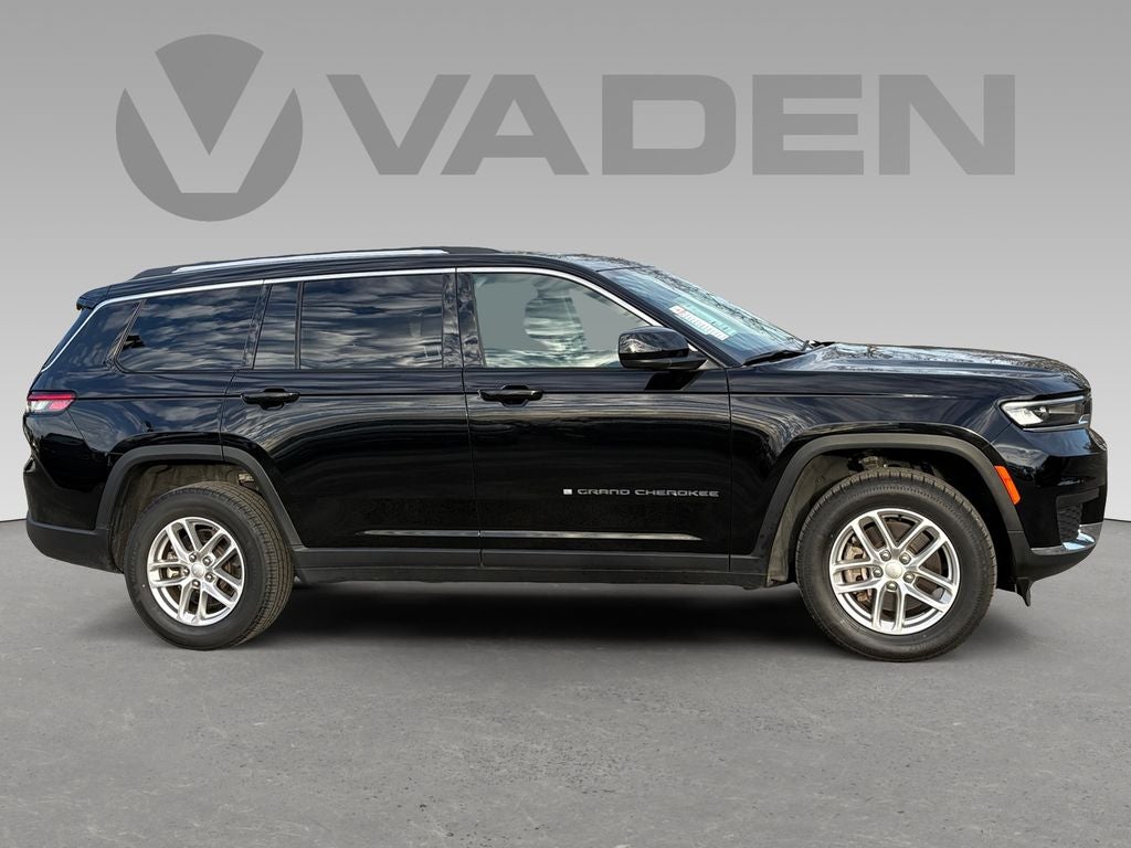 2023 Jeep Grand Cherokee L Laredo 4x2
