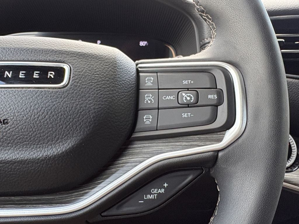 2024 Jeep Wagoneer L Series III 4x4