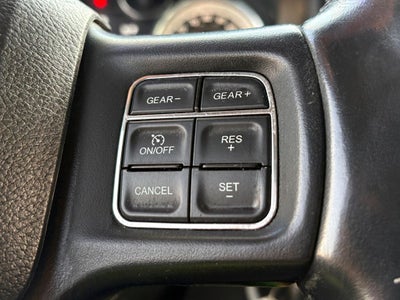 2020 RAM 1500 Classic SLT Crew Cab 4x2 6'4' Box