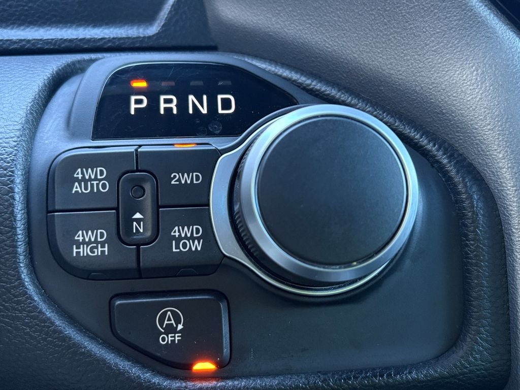 2025 RAM 1500 Big Horn Crew Cab 4x4 5'7' Box