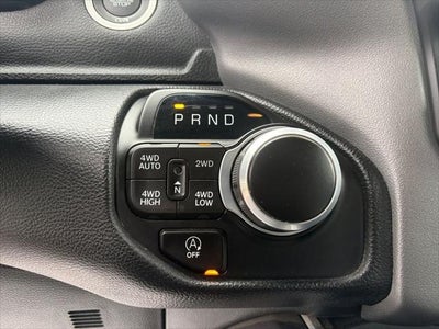2022 RAM 1500 Big Horn Crew Cab 4x4 5'7' Box