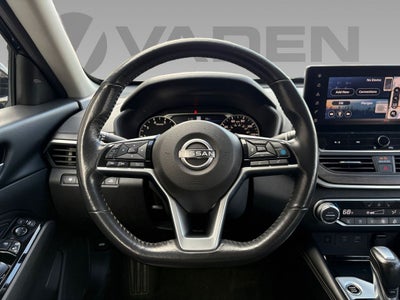 2023 Nissan Altima SL FWD