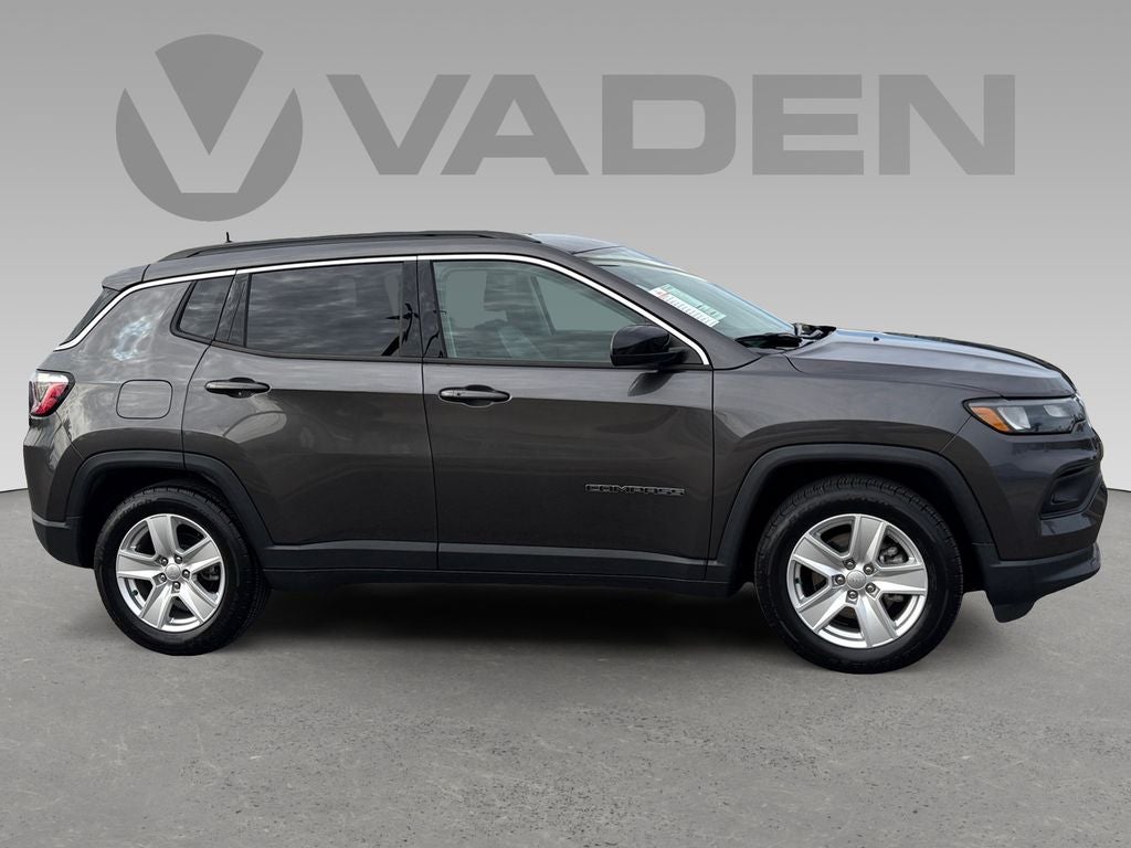 2022 Jeep Compass Latitude FWD
