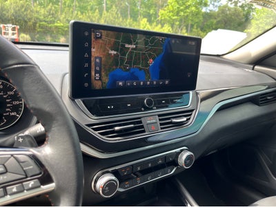 2024 Nissan Altima 2.0 SR