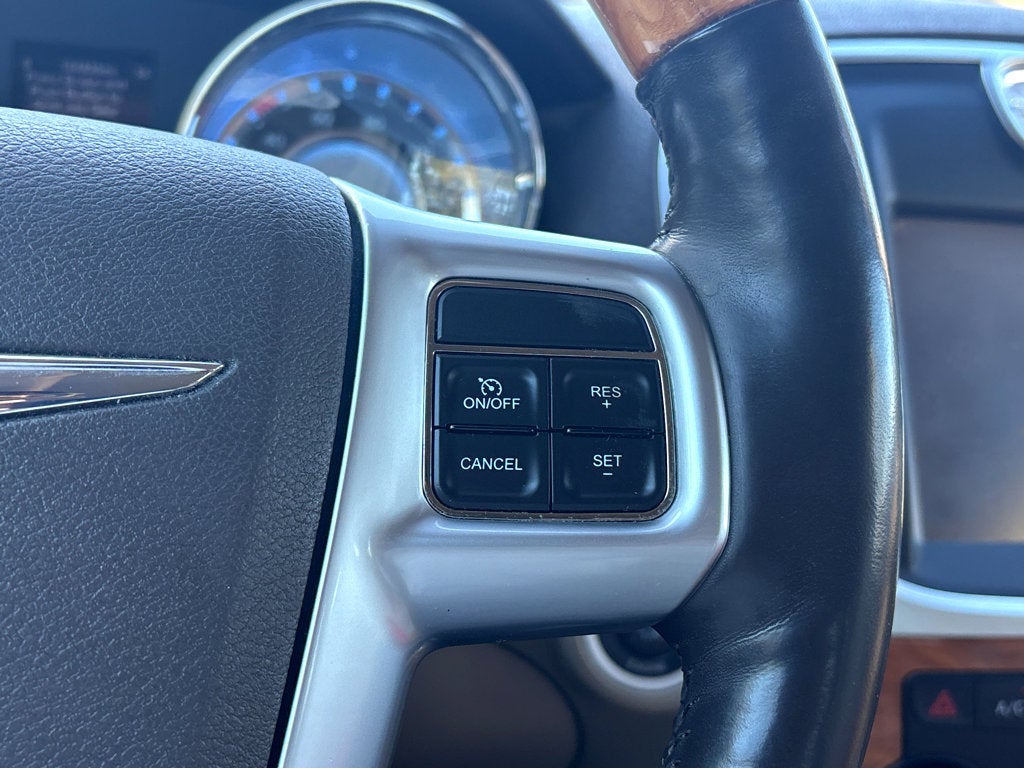 2012 Chrysler 300 Limited