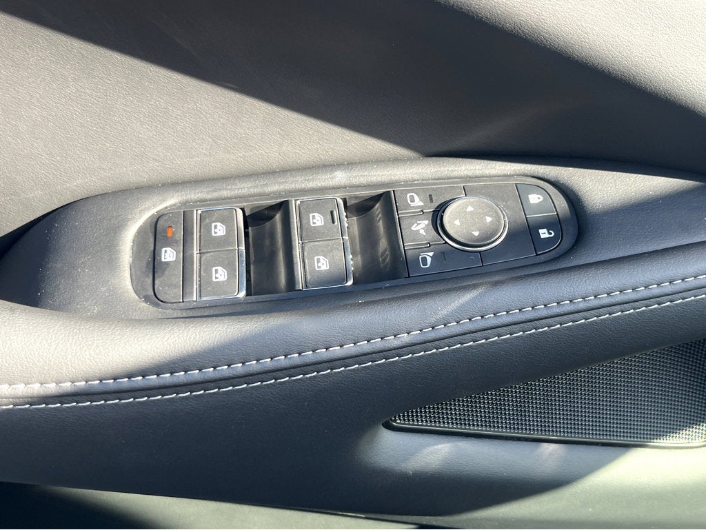 2025 INFINITI QX60 PURE