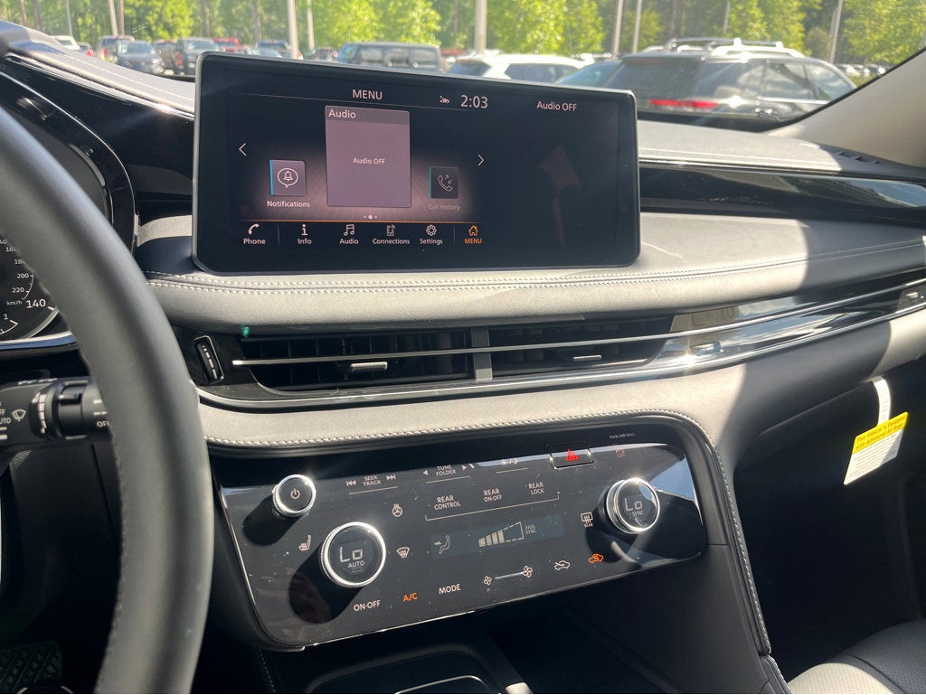 2025 INFINITI QX60 PURE