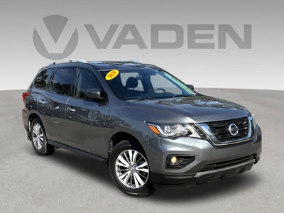 2020 Nissan Pathfinder SL