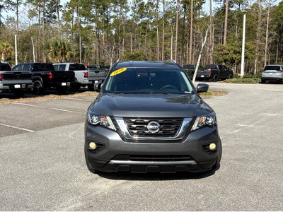 2020 Nissan Pathfinder SL