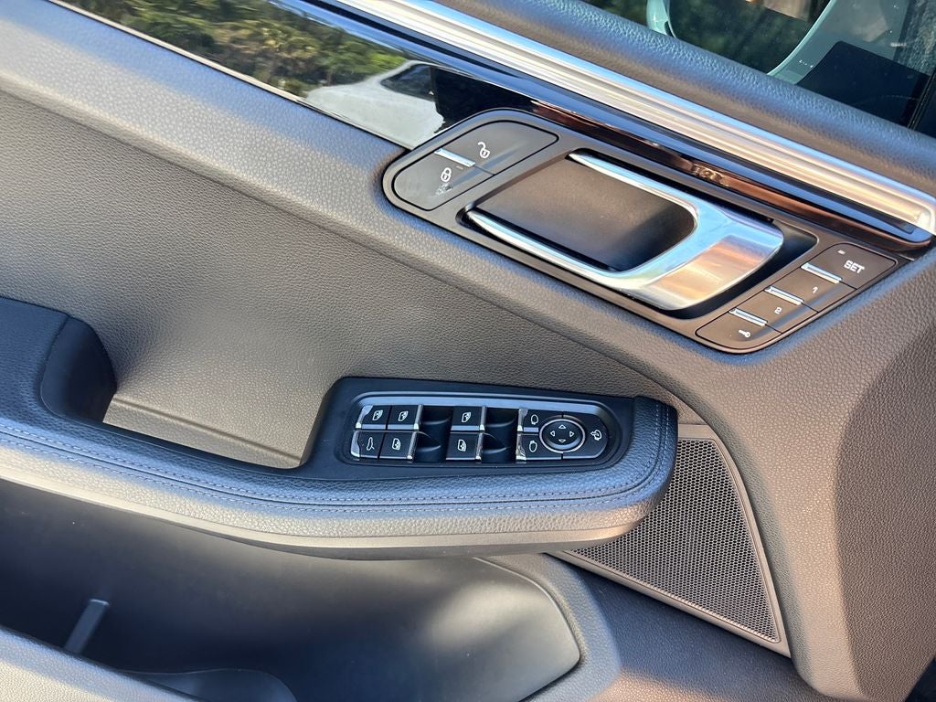 2018 Porsche Macan AWD