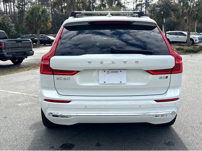 2023 Volvo XC60 Ultimate Bright Theme