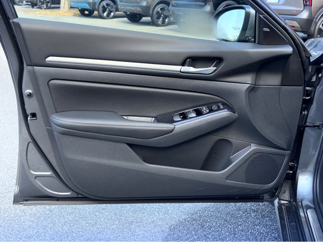 2025 Nissan Altima SL