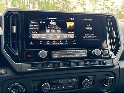 2026 Nissan Frontier Crew Cab SV