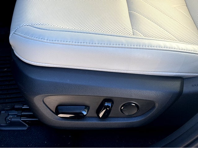 2025 Lexus NX NX 350h Luxury