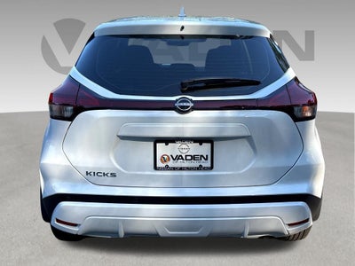 2025 Nissan Kicks Play S