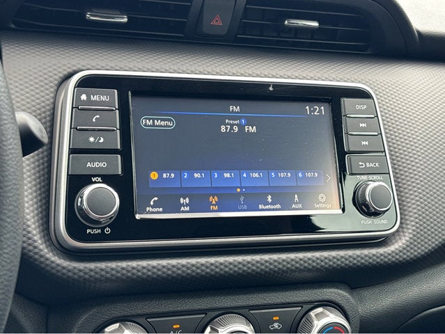 2025 Nissan Kicks Play S