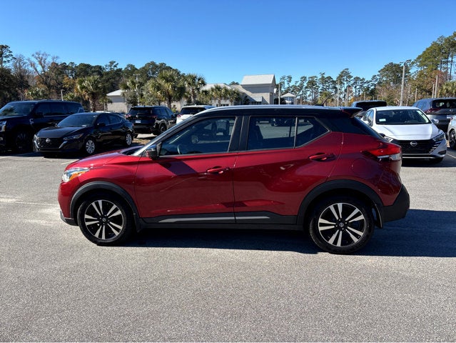 2020 Nissan Kicks SR