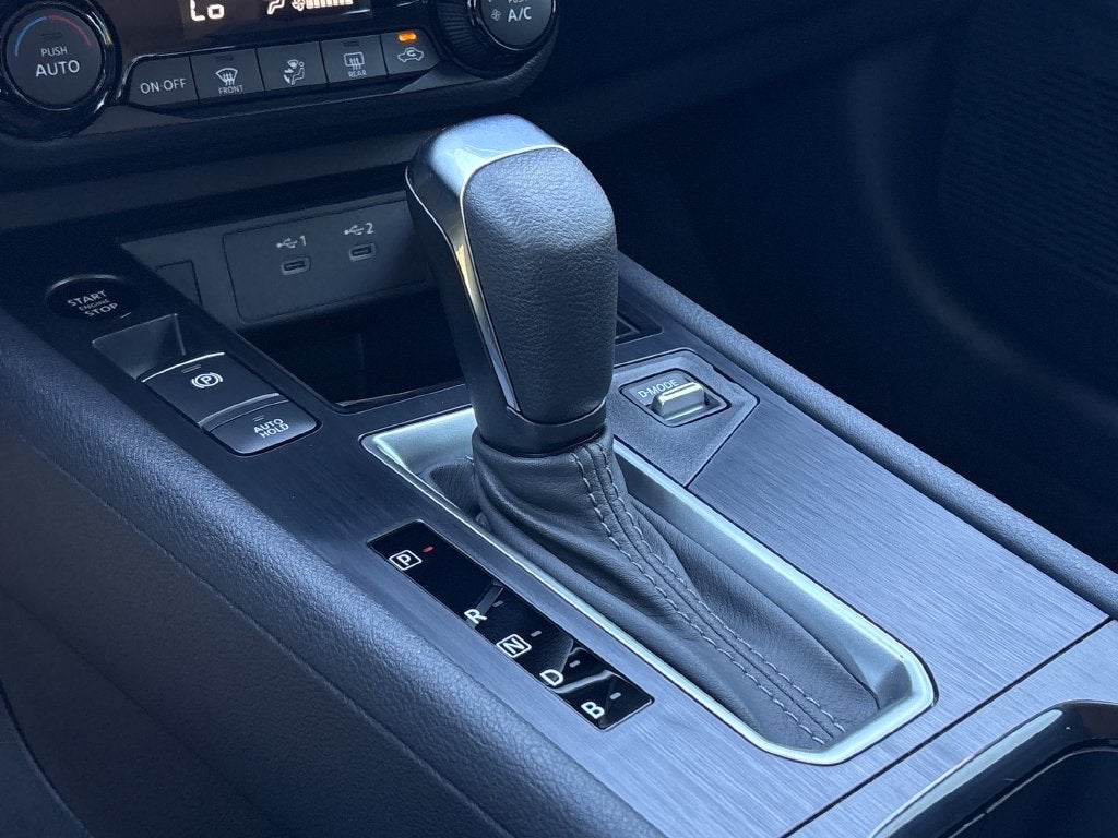 2027 Nissan Kicks SV