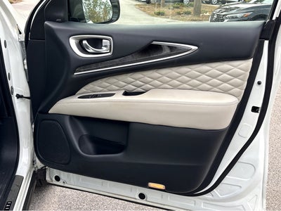 2019 INFINITI QX60 LUXE