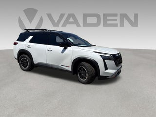 2026 Nissan Pathfinder Rock Creek®