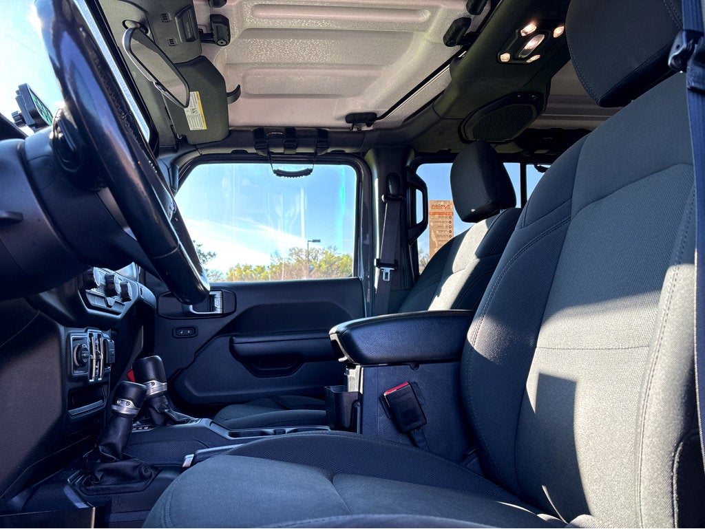 2021 Jeep Gladiator Willys