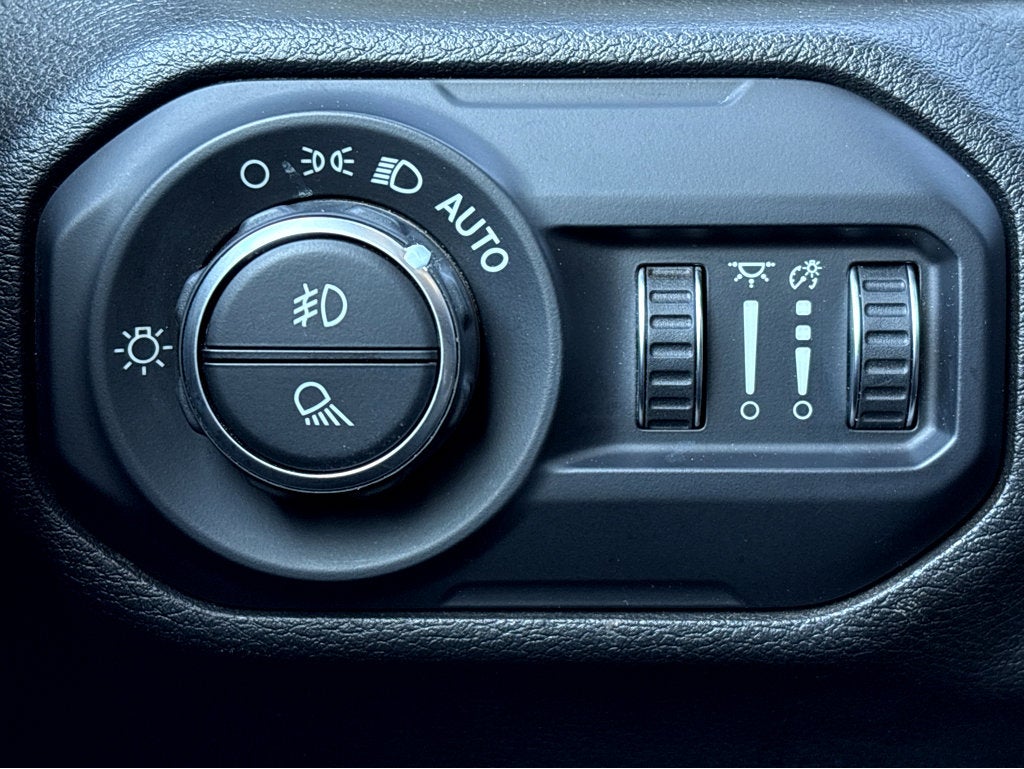 2021 Jeep Gladiator Willys