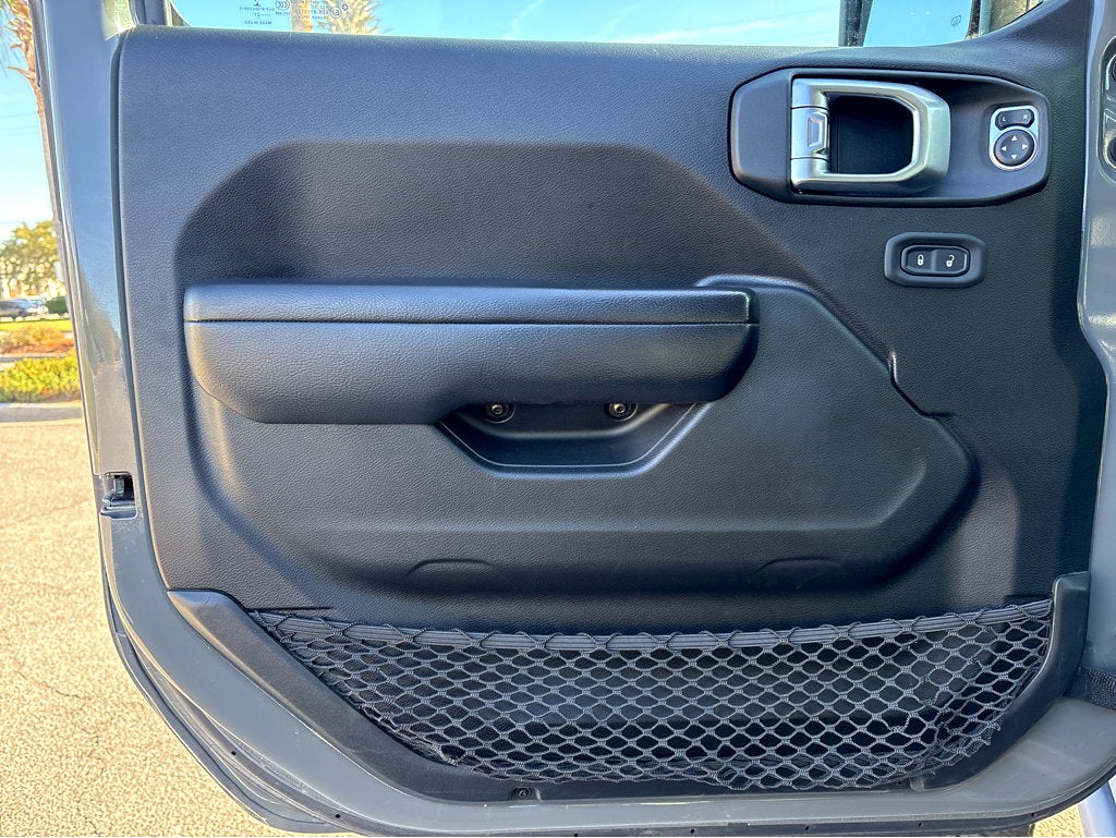 2021 Jeep Gladiator Willys