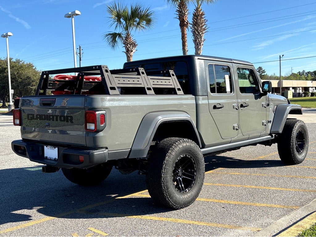 2021 Jeep Gladiator Willys