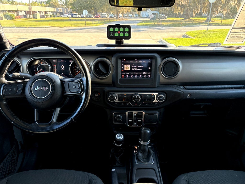 2021 Jeep Gladiator Willys