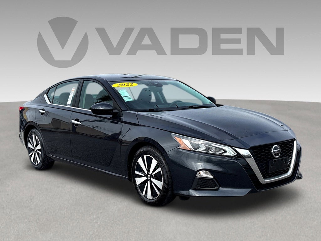 2022 Nissan Altima SV