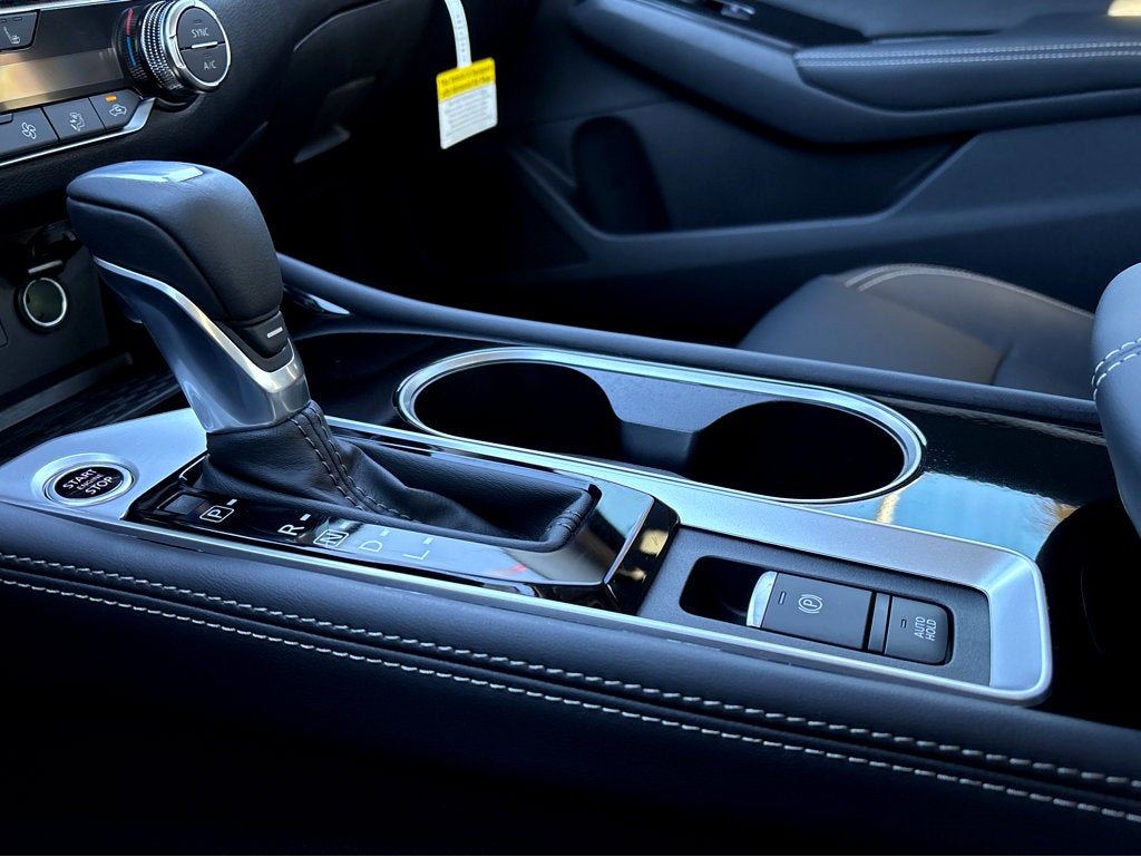 2025 Nissan Altima SL