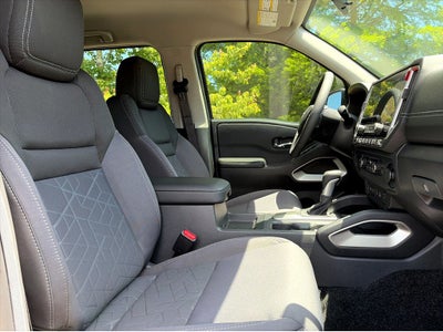 2027 Nissan Frontier SV