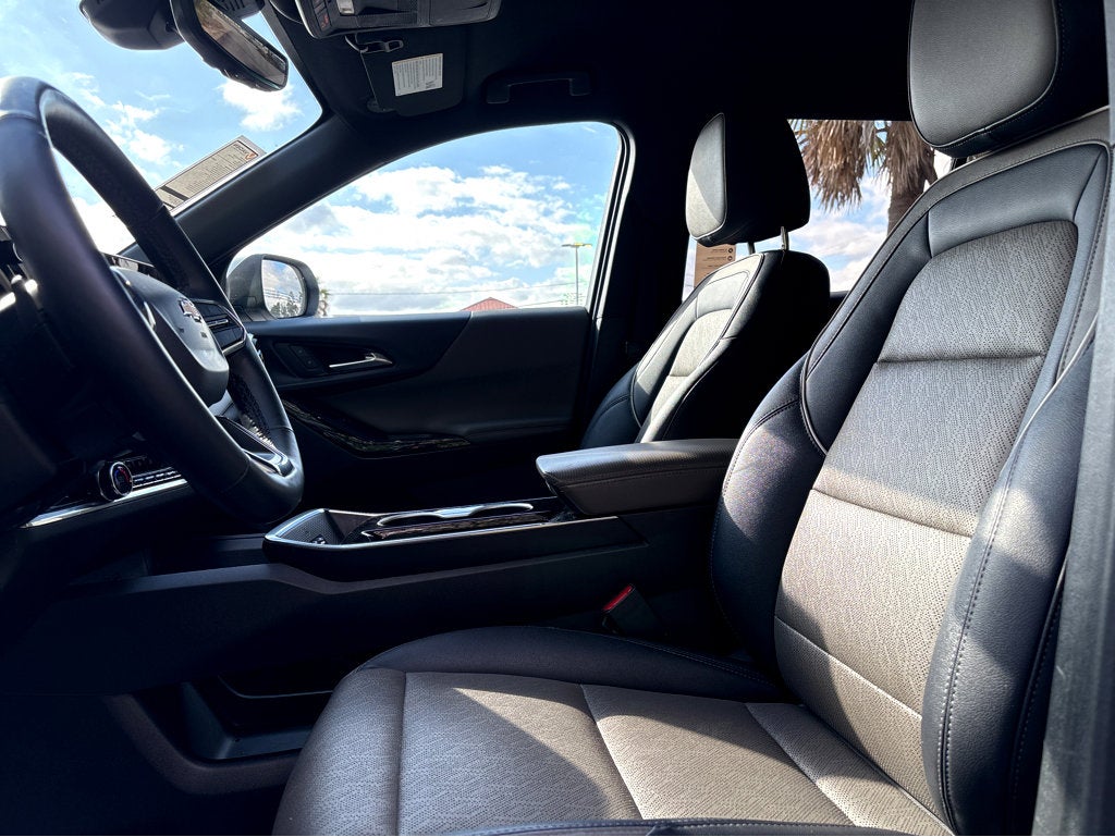 2025 Chevrolet Equinox FWD LT