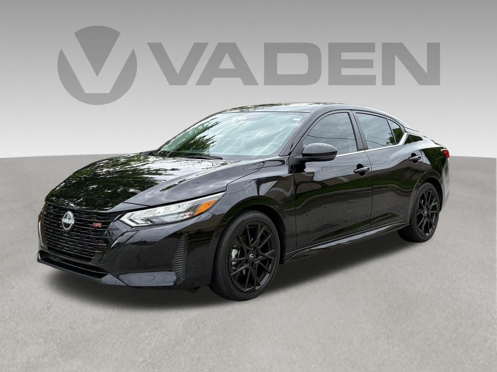 2025 Nissan Sentra SR CVT's photo