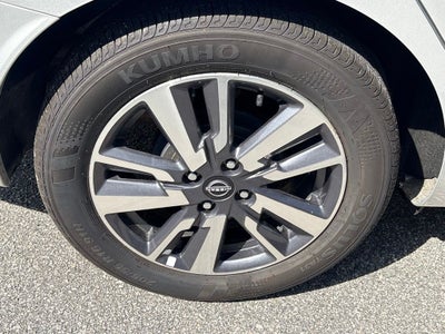 2024 Nissan Versa 1.6 SV