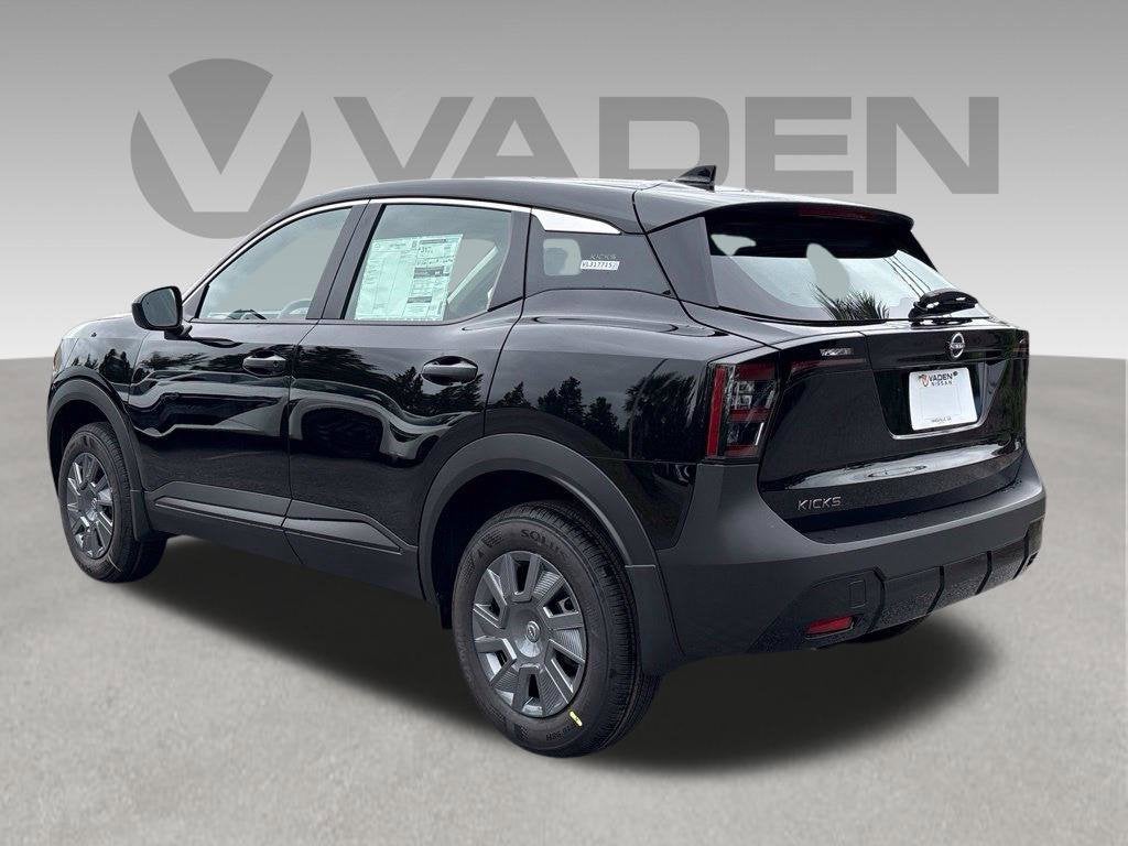 2027 Nissan Kicks S