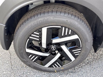 2027 Nissan Kicks SV