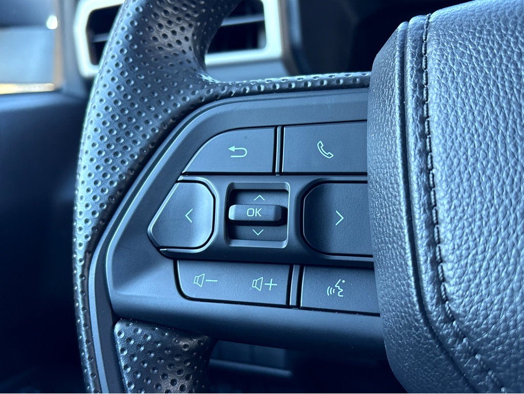 2025 Toyota Tacoma 2WD SR5