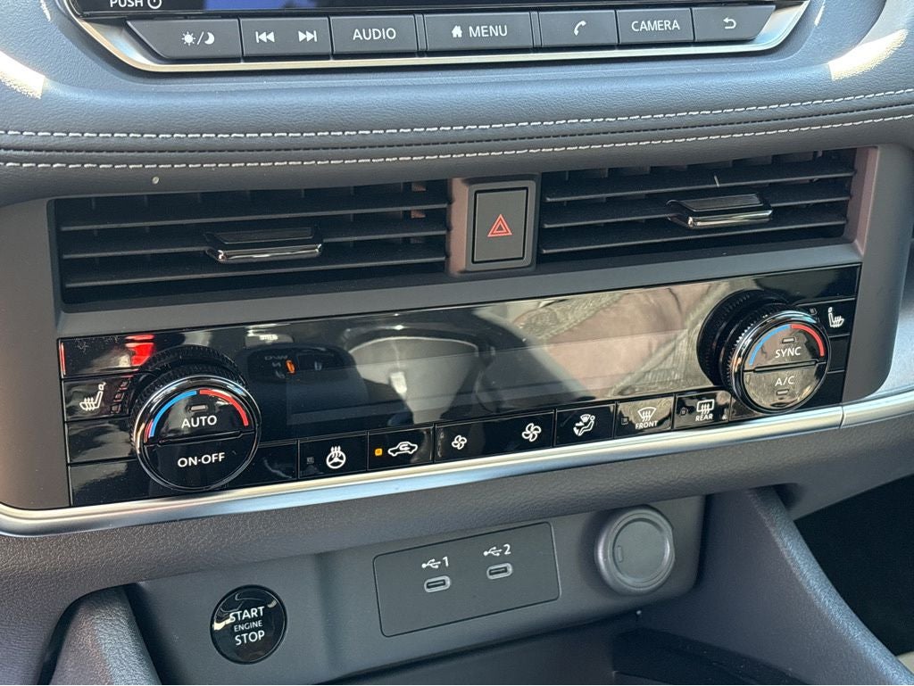 2026 Nissan Rogue Dark Armor