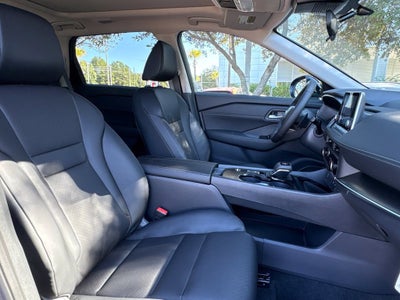 2027 Nissan Rogue Dark Armor