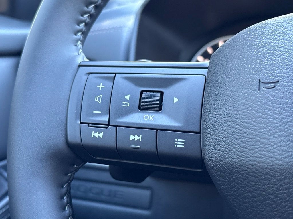 2027 Nissan Rogue Dark Armor