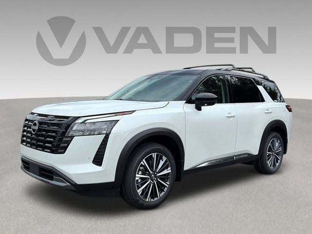 2026 Nissan Pathfinder Platinum 2WD's photo
