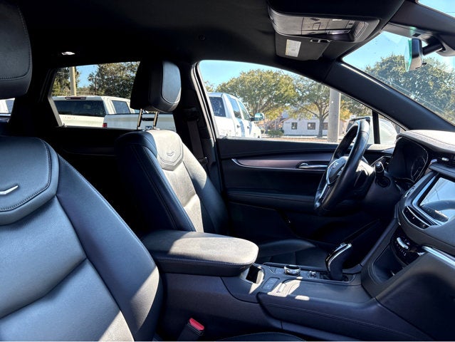 2021 Cadillac XT5 FWD Luxury